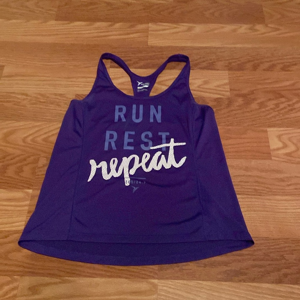 Old navy tank-size large